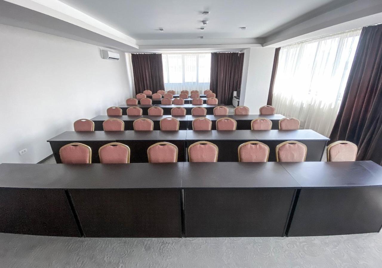 Hotel Nevada Κονστάντζα Εξωτερικό φωτογραφία